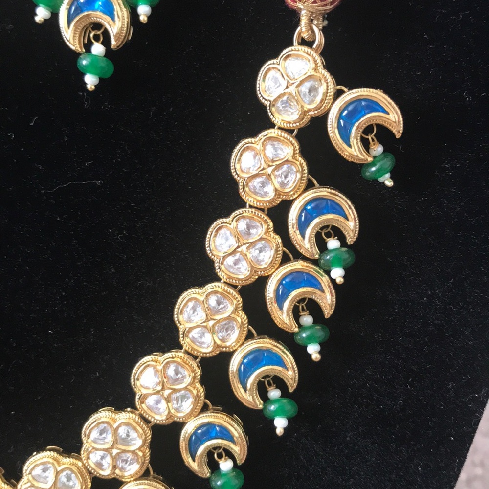 Jewelry set - Picture 3 of 5